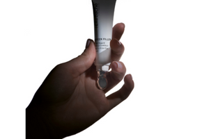 soin regard micro-combleur d'Ella Baché