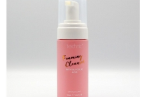 mousse nettoyante Foaming Cleanser de Technic