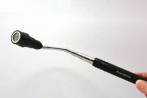 un outil de ramassage télescopique magnétique