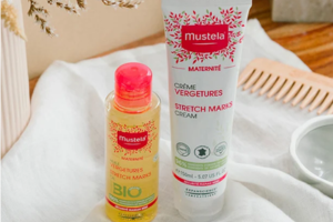 une crème ou une huile vergetures Mustela à tester