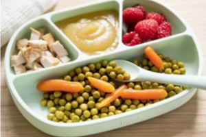 une assiette à compartiments en siliconeTigex