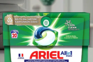 une boîte de lessive Ariel Pods