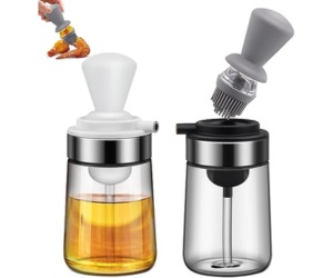 une bouteille à huile avec pinceau