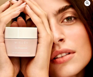 échantillon gratuit crème visage La Roseraie Mielèv