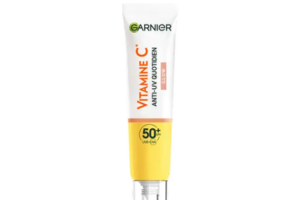 test gratuit fluide anti-UV quotidien glow Garnier