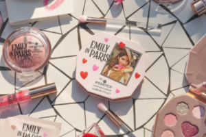 Jeu concours gimelove_ un coffret beauté Essence Cosmétics