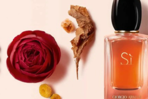 un parfum Sì Intense de Giorgio Armani