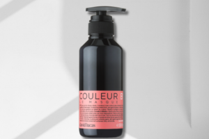 un masque Couleur By David Lucas