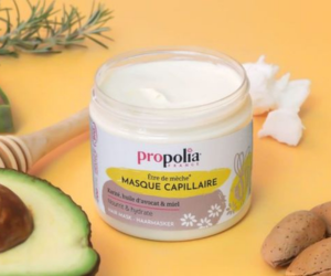 un masque capillaire nourrissant de Propolia