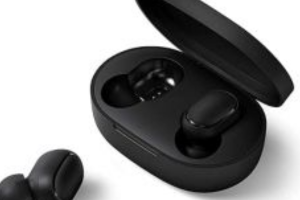 une paire d'écouteurs sans fil Redmi Earbuds