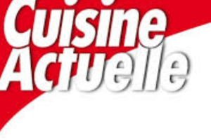 un lot d’ustensiles de cuisine La Carafe