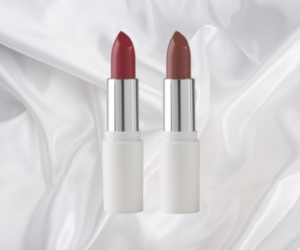 un rouge à lèvres Éclat d'Eye Care Cosmetics