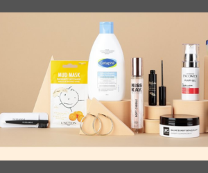 une box Cosmo Clean Girl