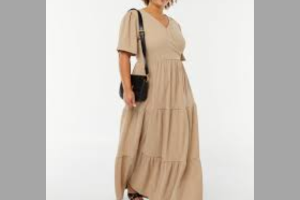 robe grande taille beige de Kiabi