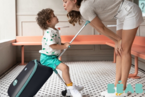 valise avec assise de voyage Luggage Eazy Béaba