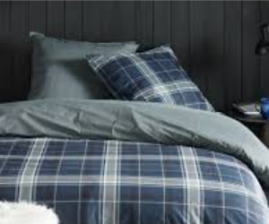 parure de lit à carreaux Kiabi